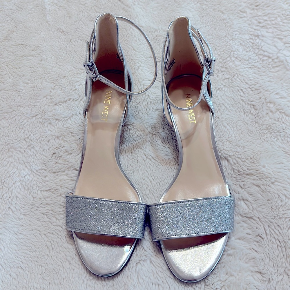 Nine West, Silver, 8 1/2, ankle strap,  2 inch heel